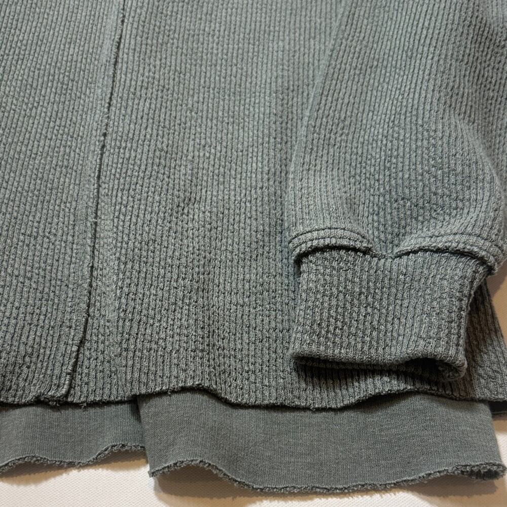 Aerie Washed Sage Green Waffle V‑Neck Pullover - Picture 2 of 4
